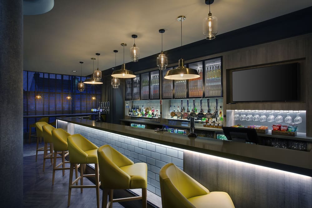 ジュリーズ イン スウィンドン 写真