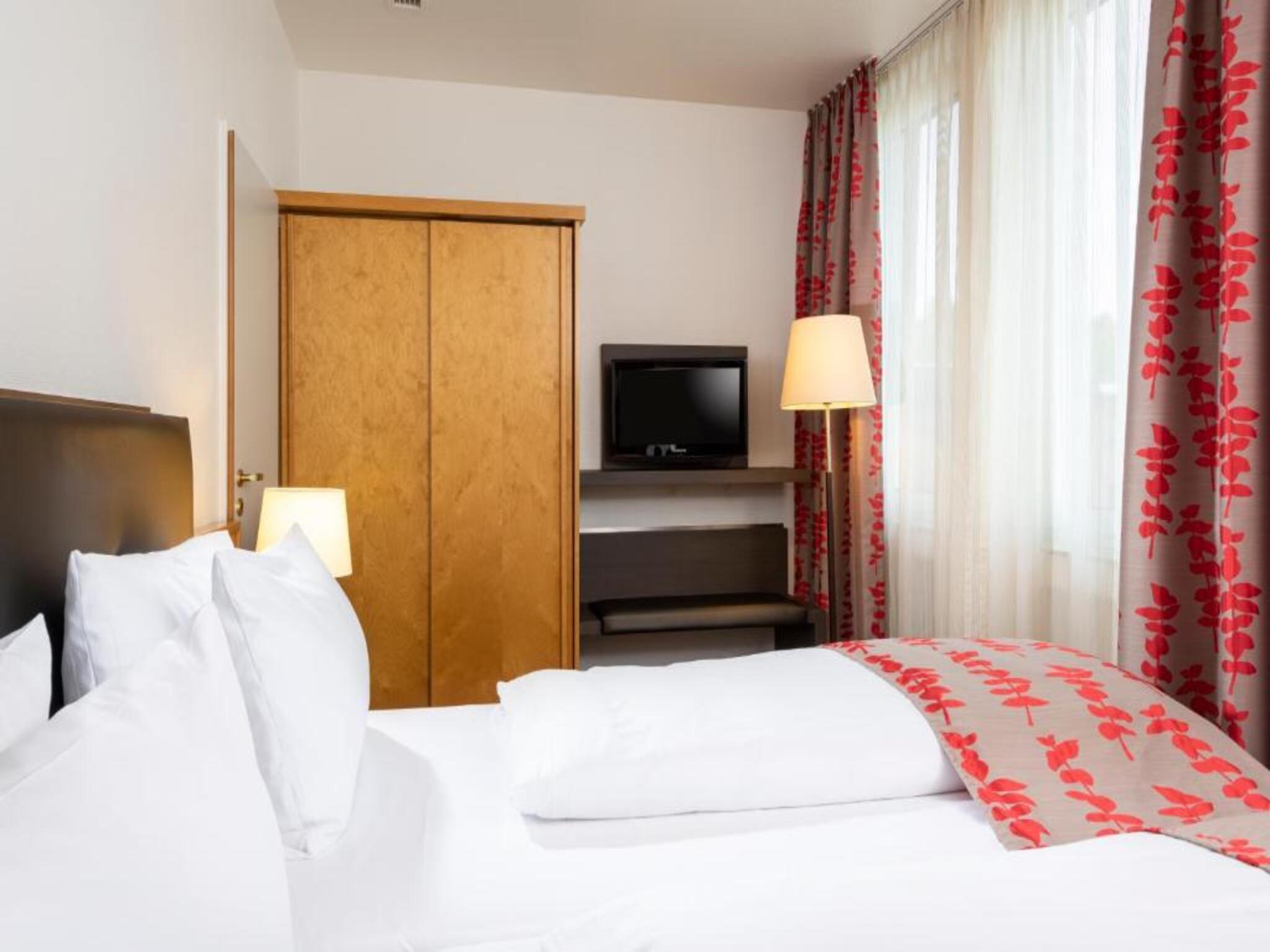 Sunday Hotel Frankfurt Airport - Neu-Isenburg 写真