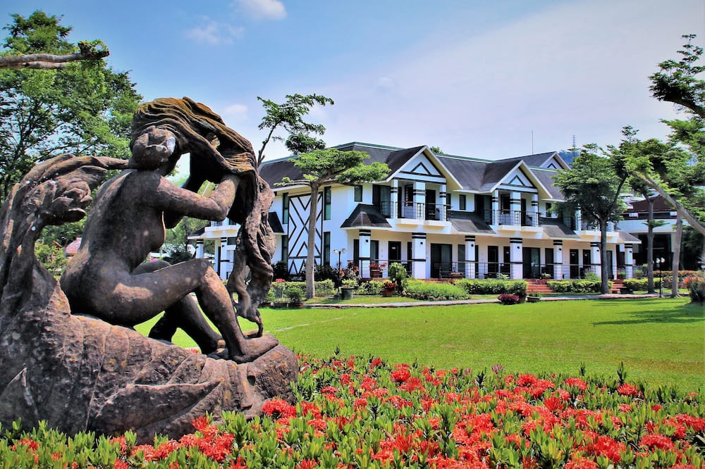 アトゥナス ホリデイ カントリー リゾート 写真