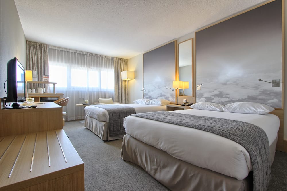 ホテルインパリスCDGエアポート 写真