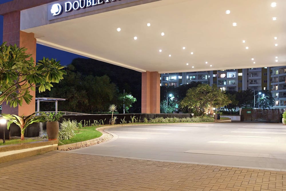 ダブルツリー スイーツ バイ ヒルトン ベンガルール アウター リング ロード 写真