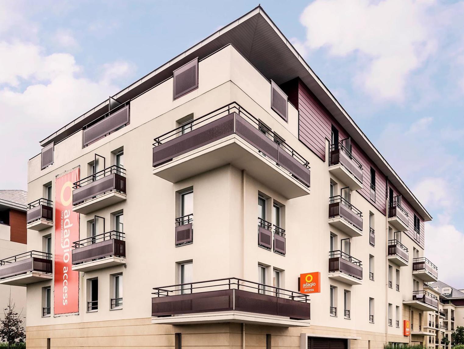 アパート ホテル アダージョ アクセス キャリエール ス ポワシー 写真