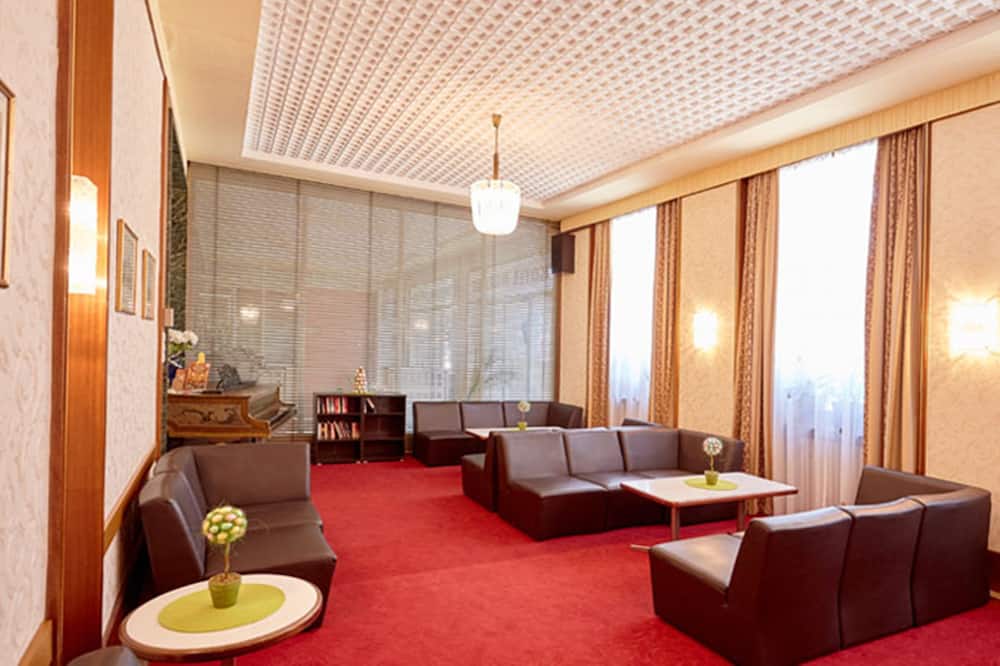 ホテル モーツァルト 写真