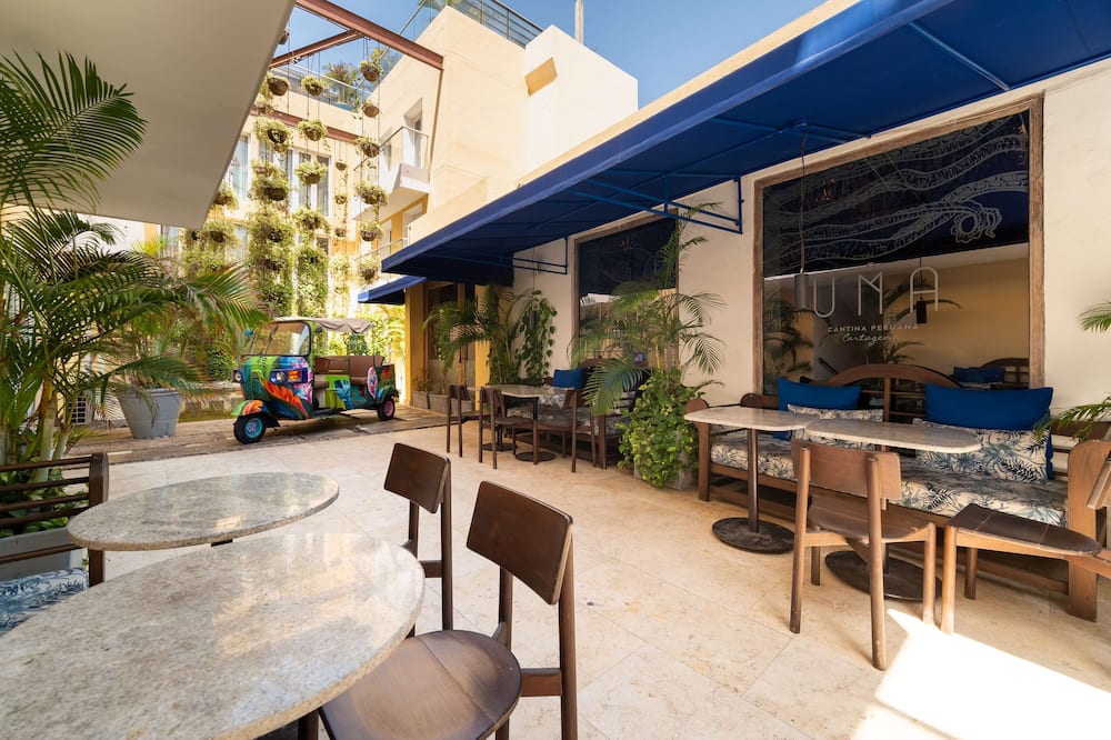 ナカル ホテル カルタヘナ キュリオ コレクション バイ ヒルトン 写真