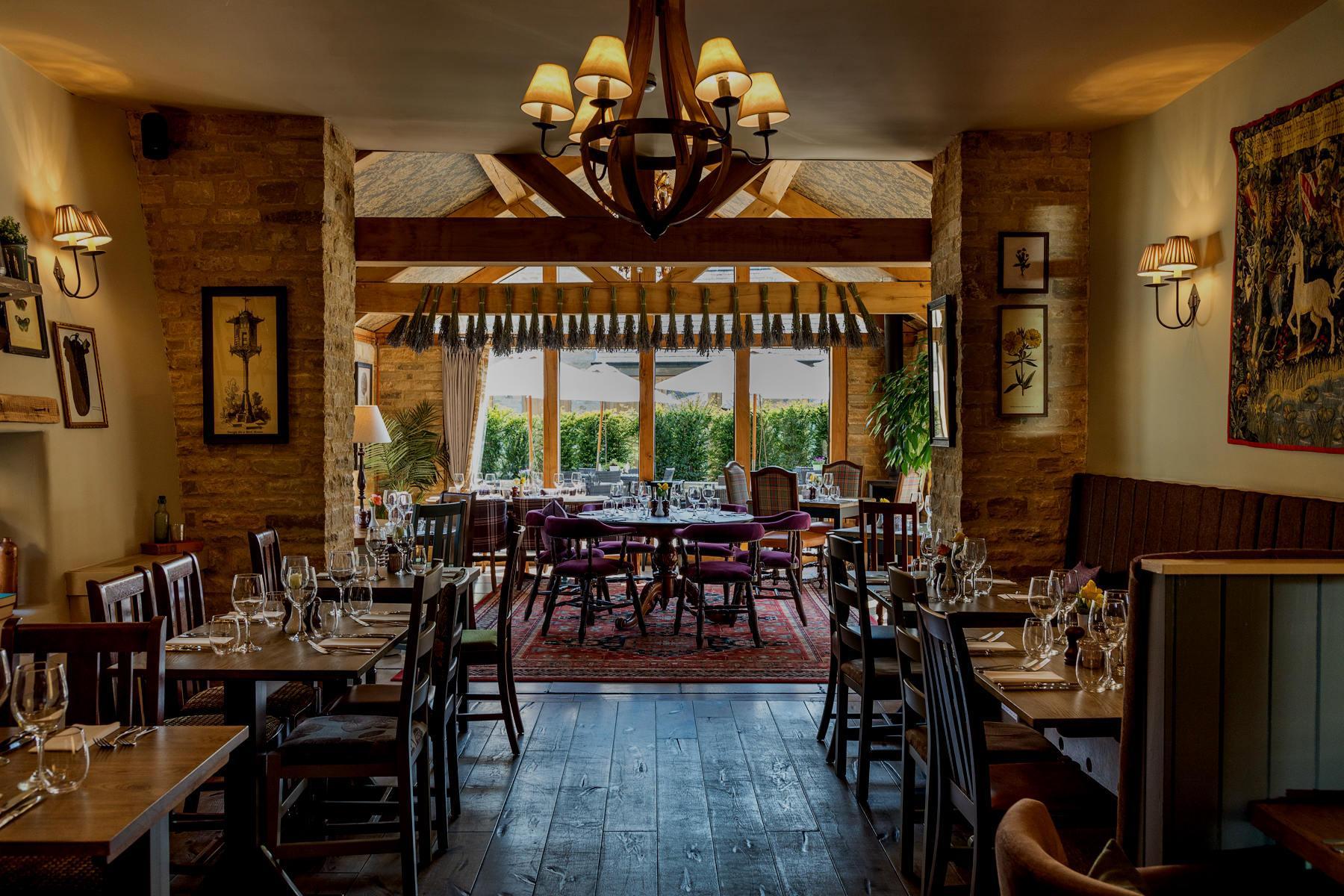 ザ ライオン ウェンドルベリー 写真