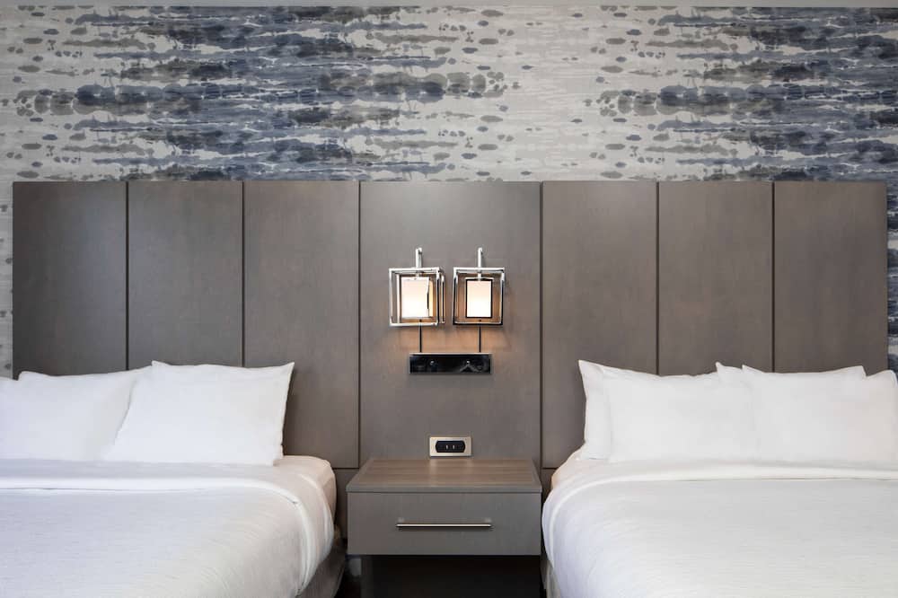 Embassy Suites by Hilton Portland Maine 写真