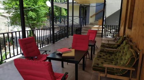 ニノ ラティアーニズ ゲストハウス 写真