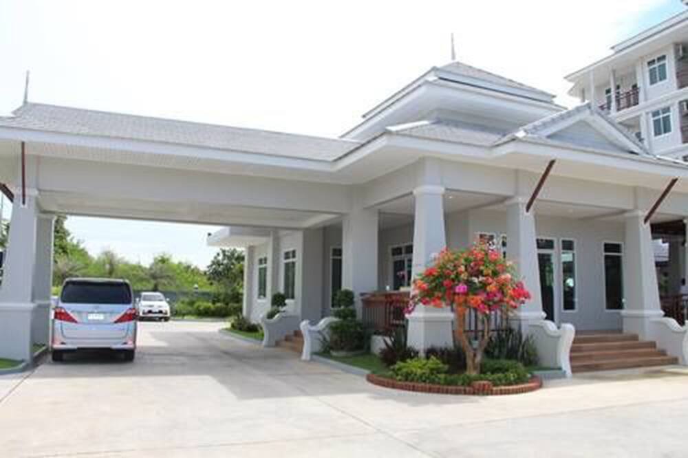 スカハム ピロム ホテル 写真