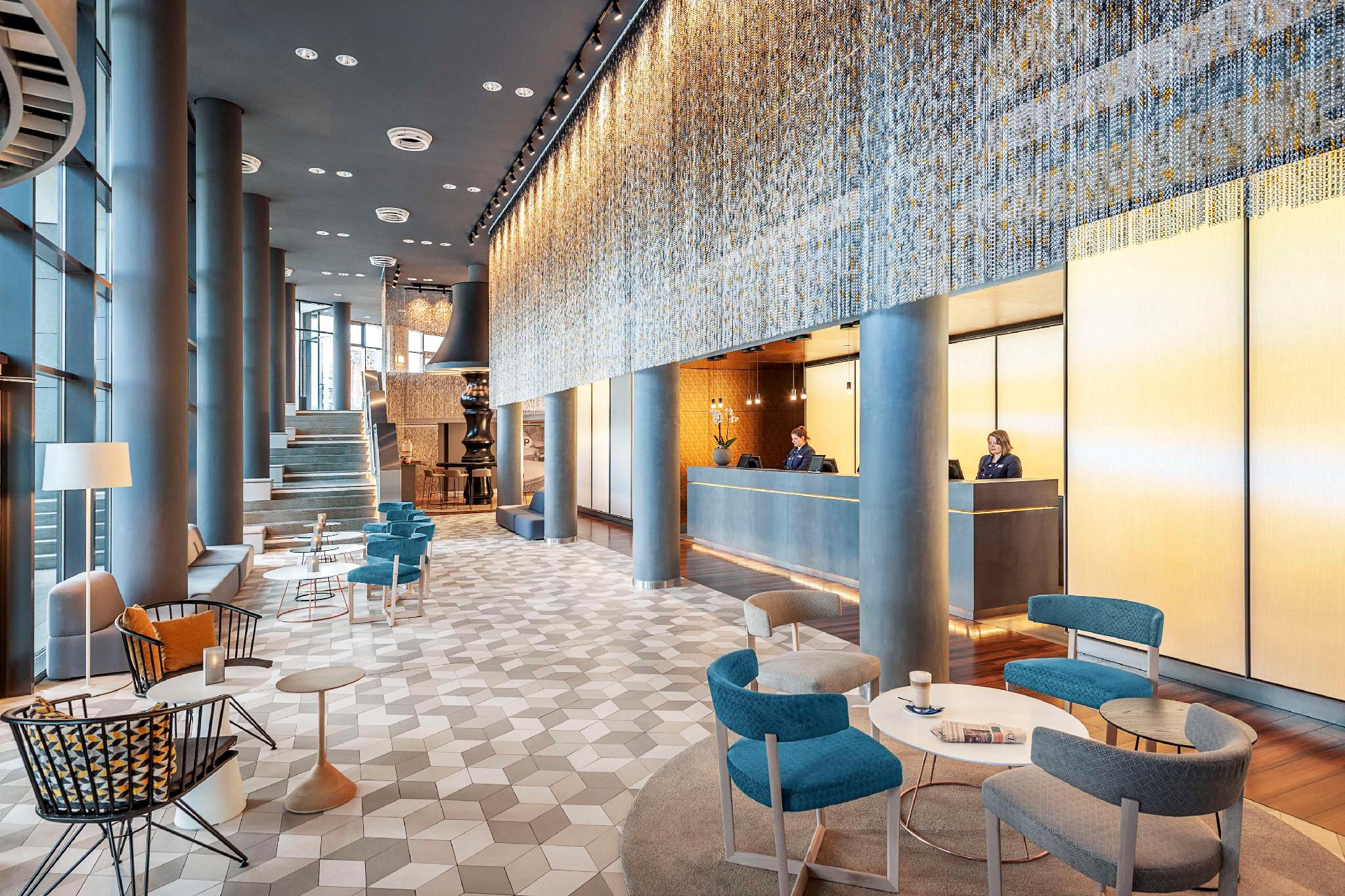 NH ベルリン アレクサンダープラッツ 写真