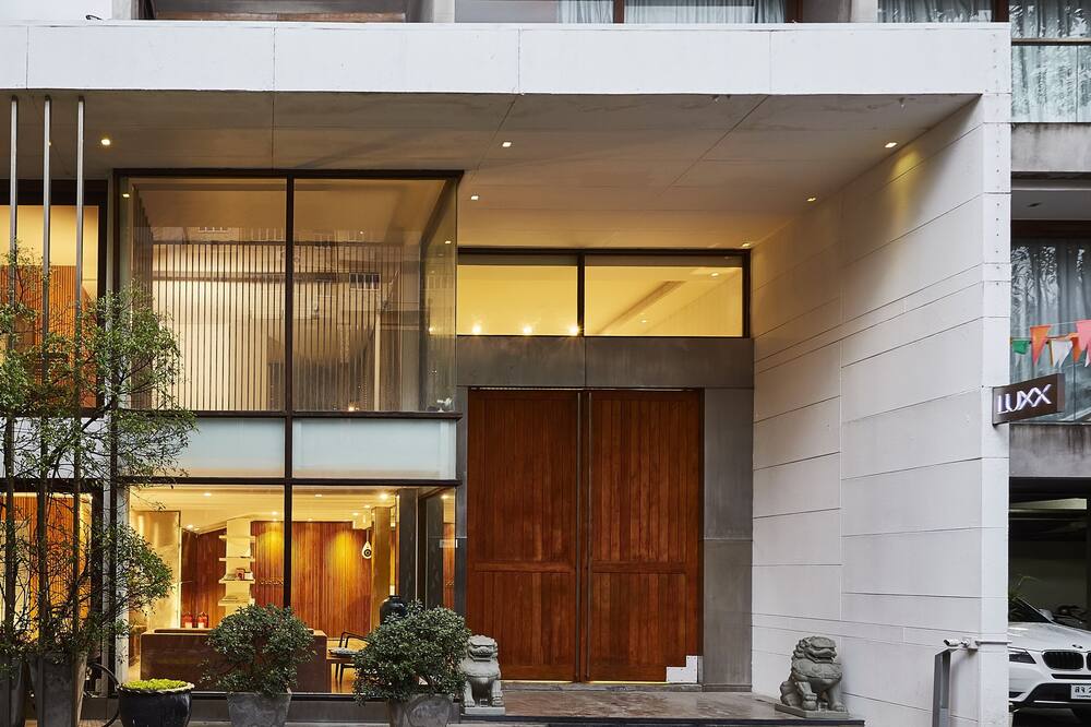 ラックス ラングスアン ホテル 写真