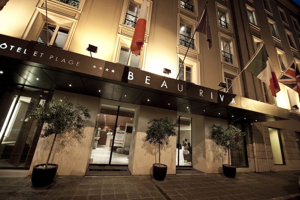 ボー リバージュ ニース 写真