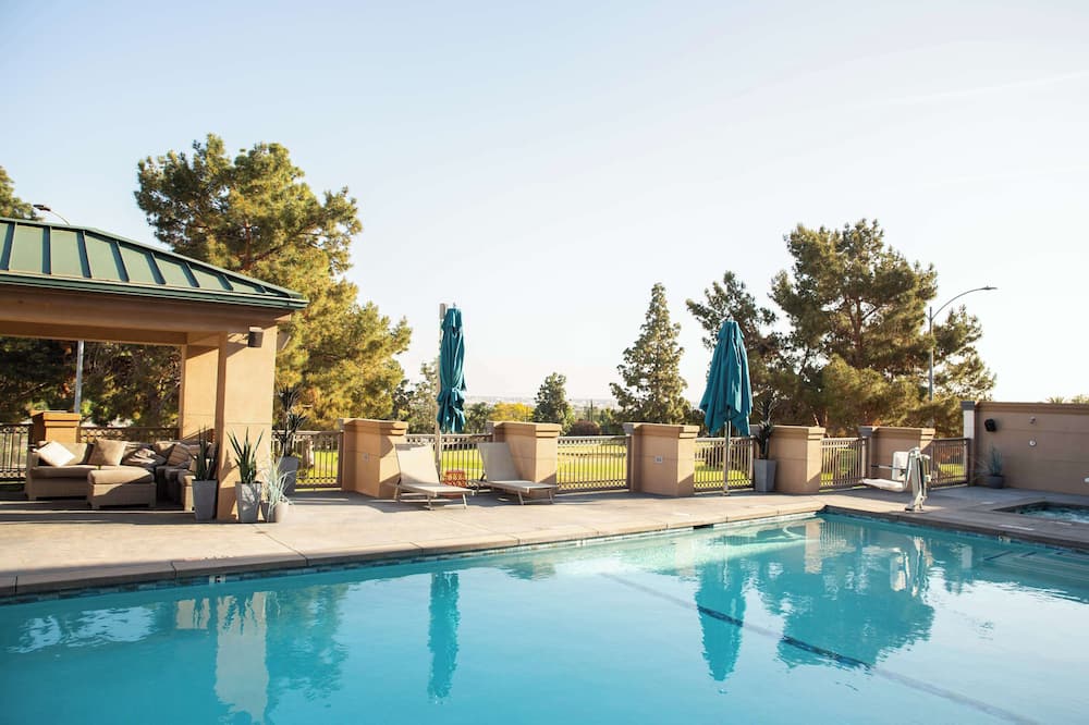 ヒルトン ガーデン イン ロサンゼルス モンテベロ 写真