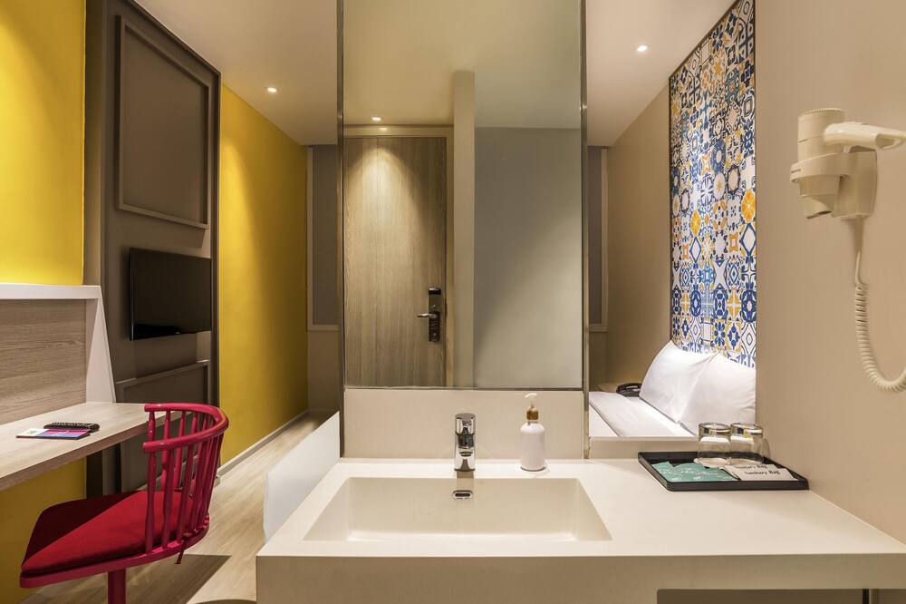 イビス スタイルズ プーケット シティ 写真