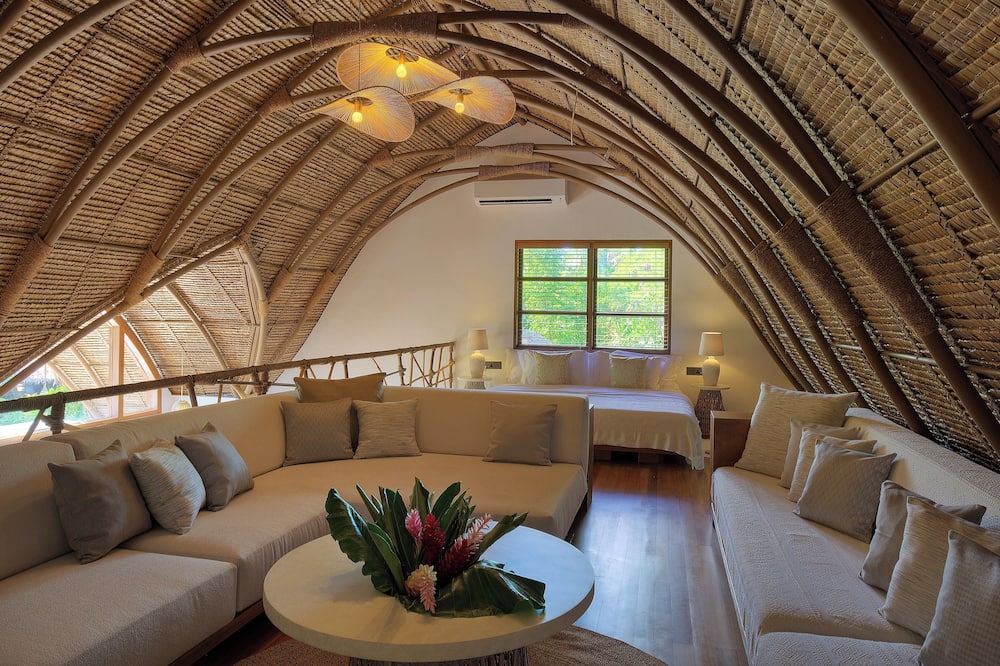 ナイ パラッド ハイダウェイ 写真