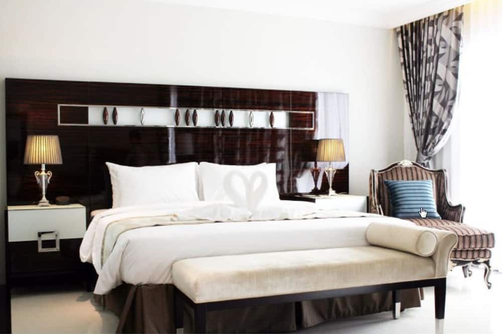 LKロイヤルウィング 写真