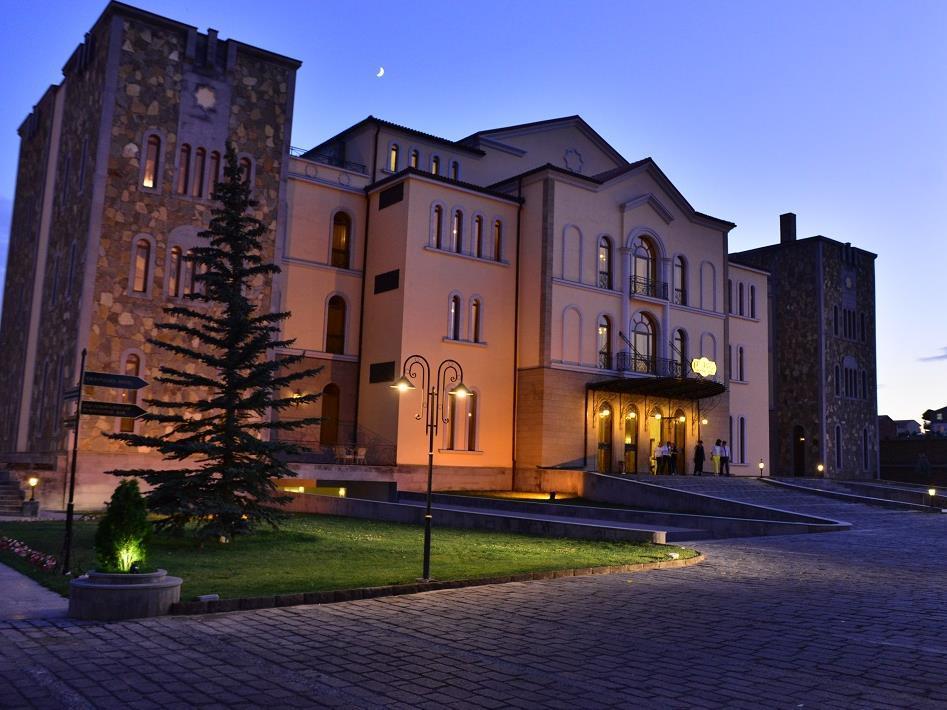 Caucasus Hotel 写真