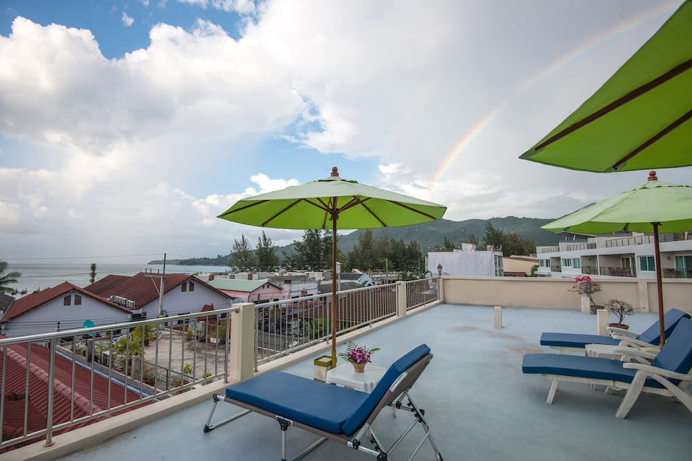 アット カマラ ホテル 写真