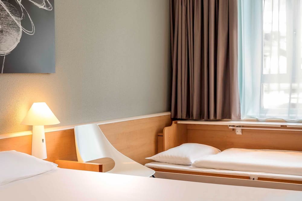 イビス ブレゲンツ 写真