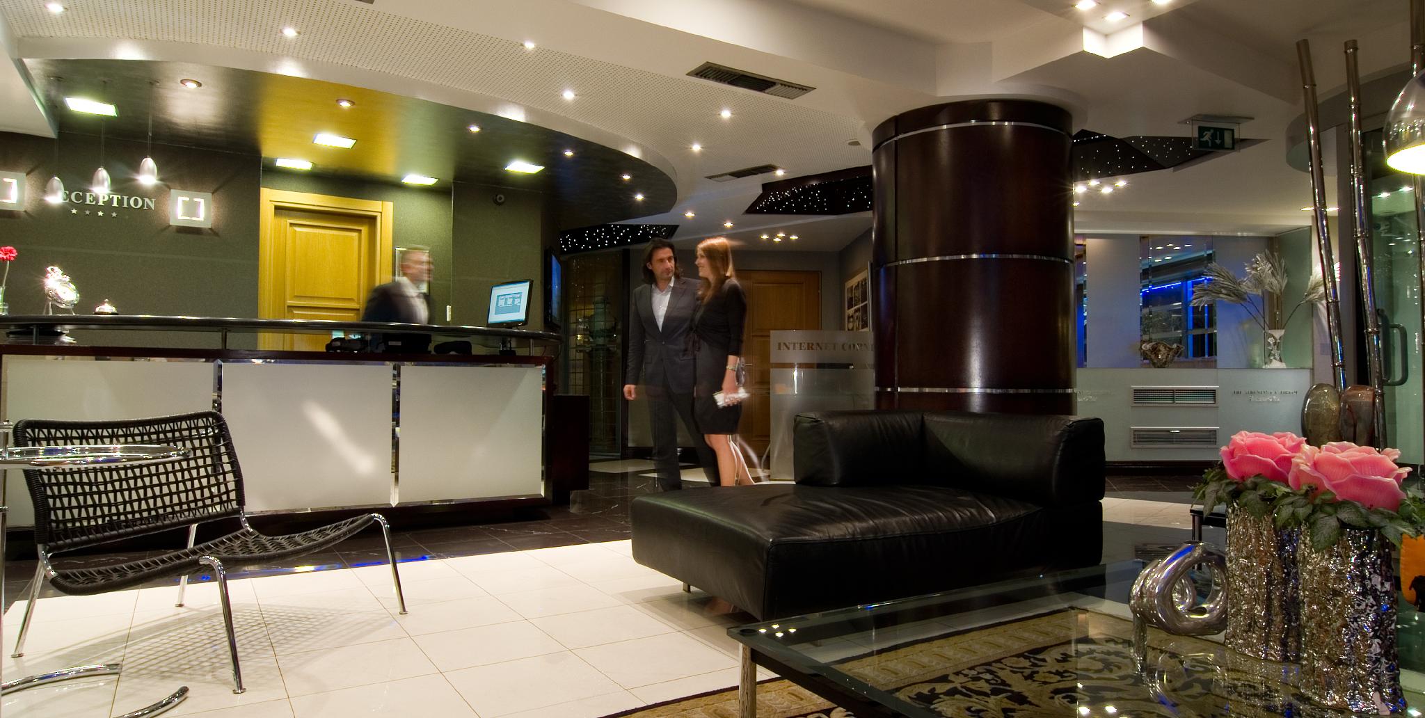 アテニアン キャリホエ ホテル 写真