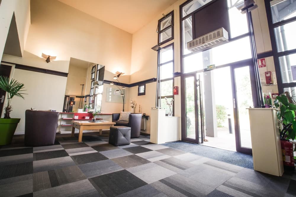 オテル イン デザイン シャルトル レスト ノボ 写真