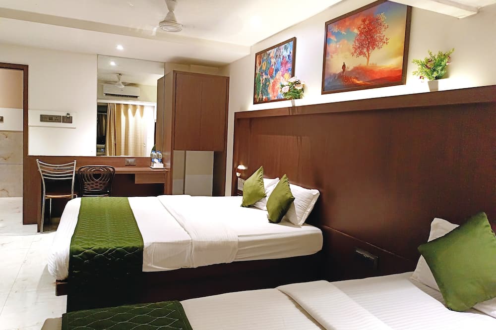 ホテル エクスプレス イン、パンヴェル 写真