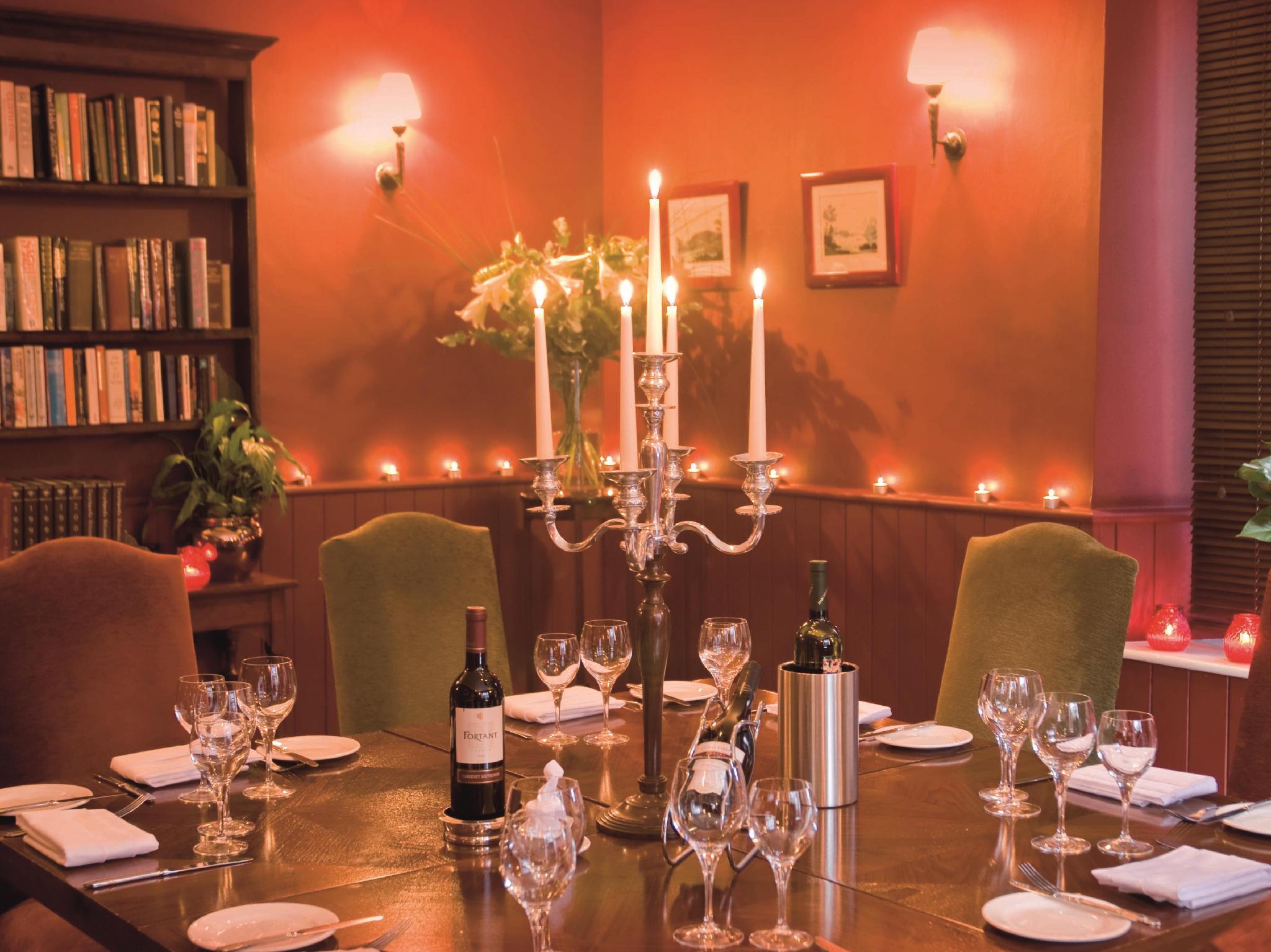 Macdonald Swan Hotel 写真