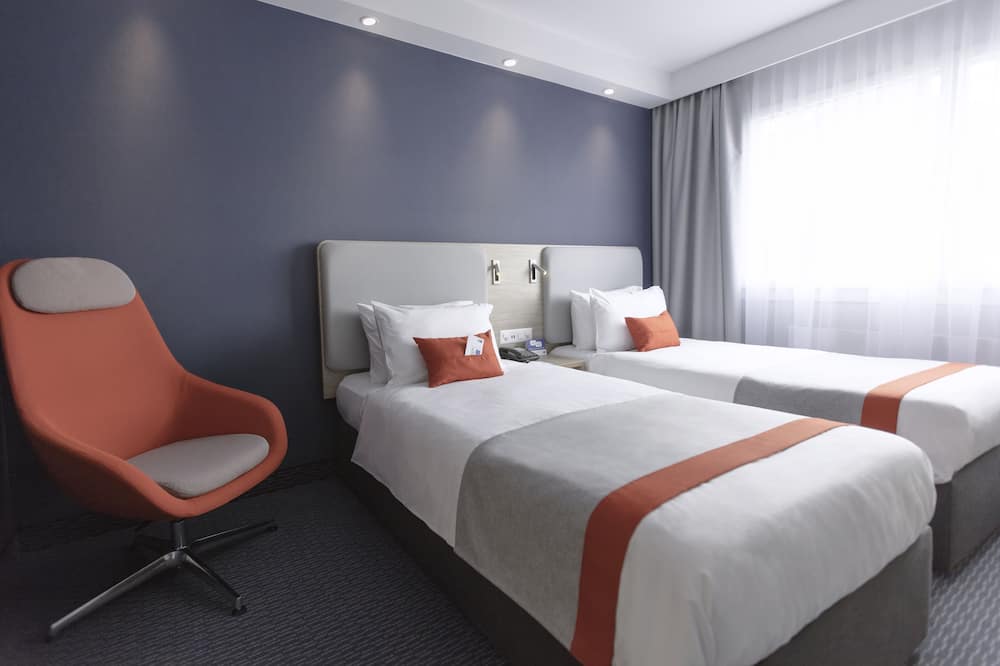 ホリデイ イン エクスプレス ルツェルン ノイエンキルヒ バイ IHG 写真
