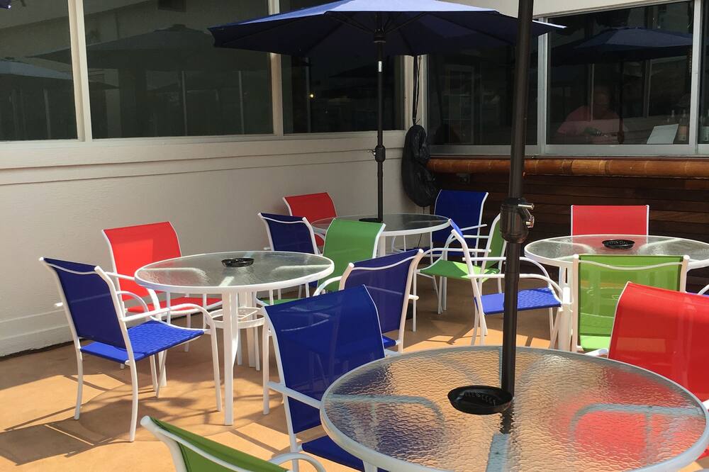 ジ エンプレス ホテル & アダルト ナイトクラブ 写真