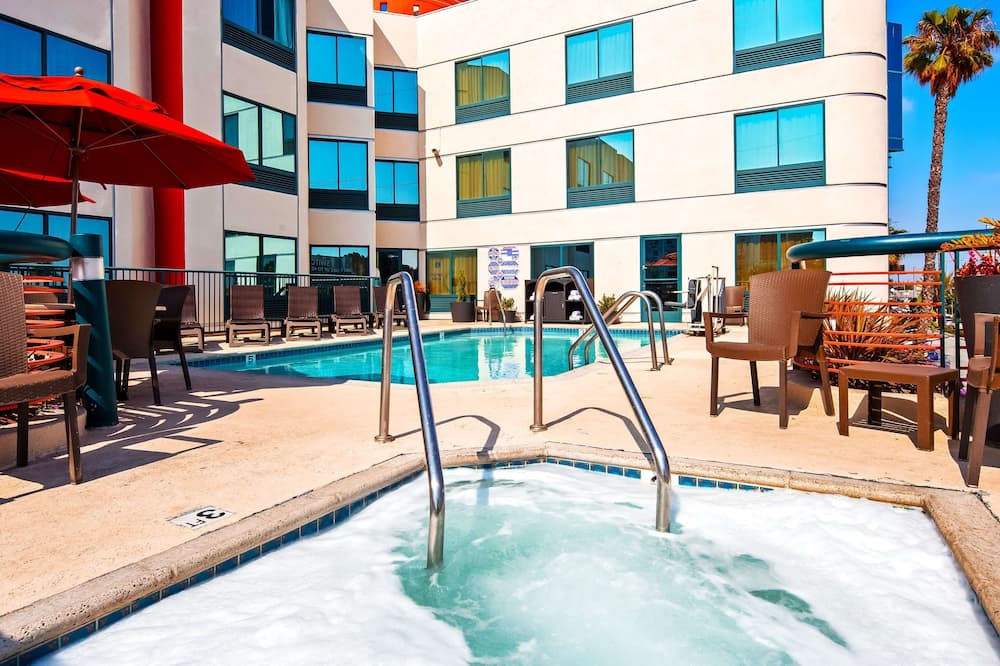 ベストウェスタンプラス スイーツホテル ロサンゼルス LAX エアポート 写真