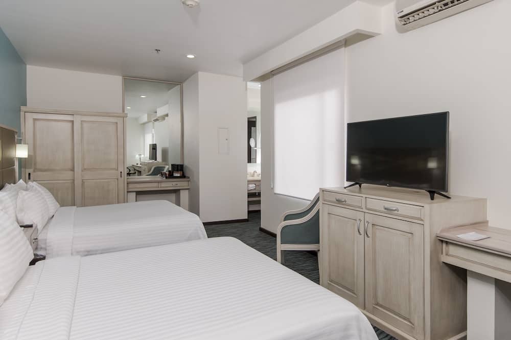 ホリデイ イン ＆ スイーツ メヒコ ソナ レフォルマ バイ IHG 写真