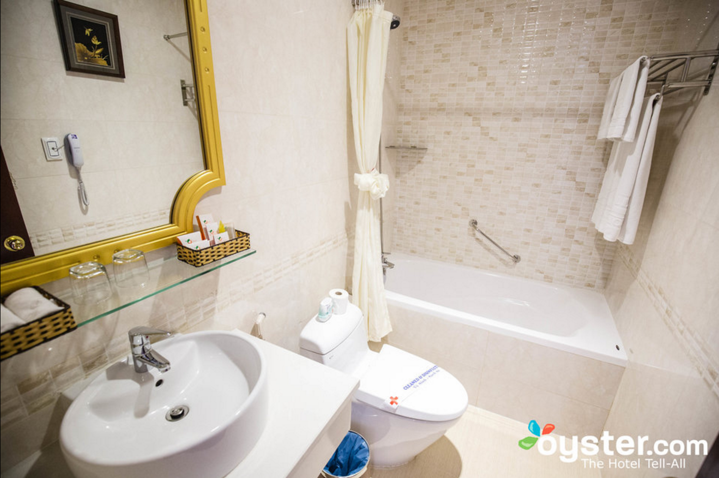 オレンジ ホテル 写真