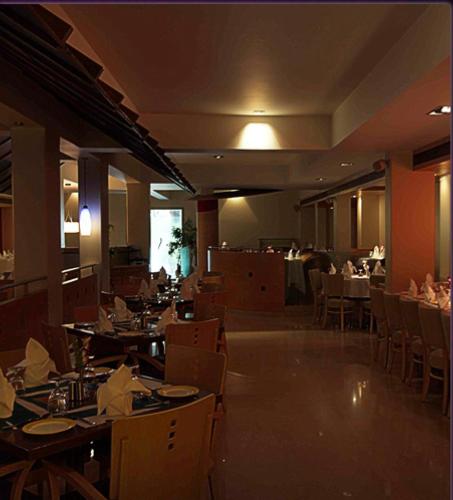 The Royal Orchid Hotel 写真