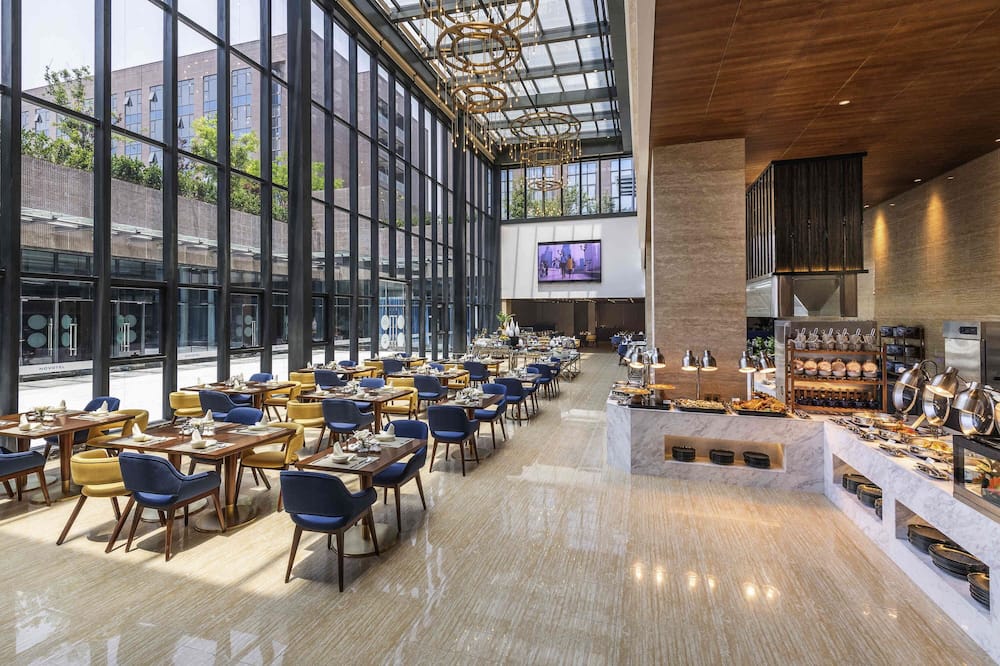 ノボテル青島ニュー ホープ ホテル (青島新希望〓富特酒店) 写真