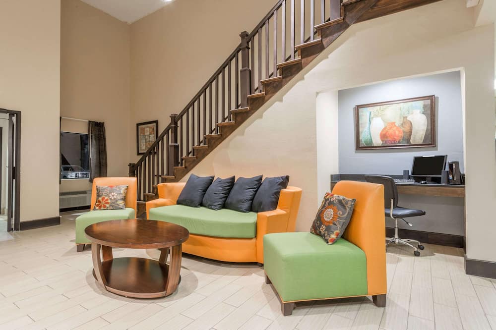 デイズ イン バイ ウィンダム アシュランド 写真