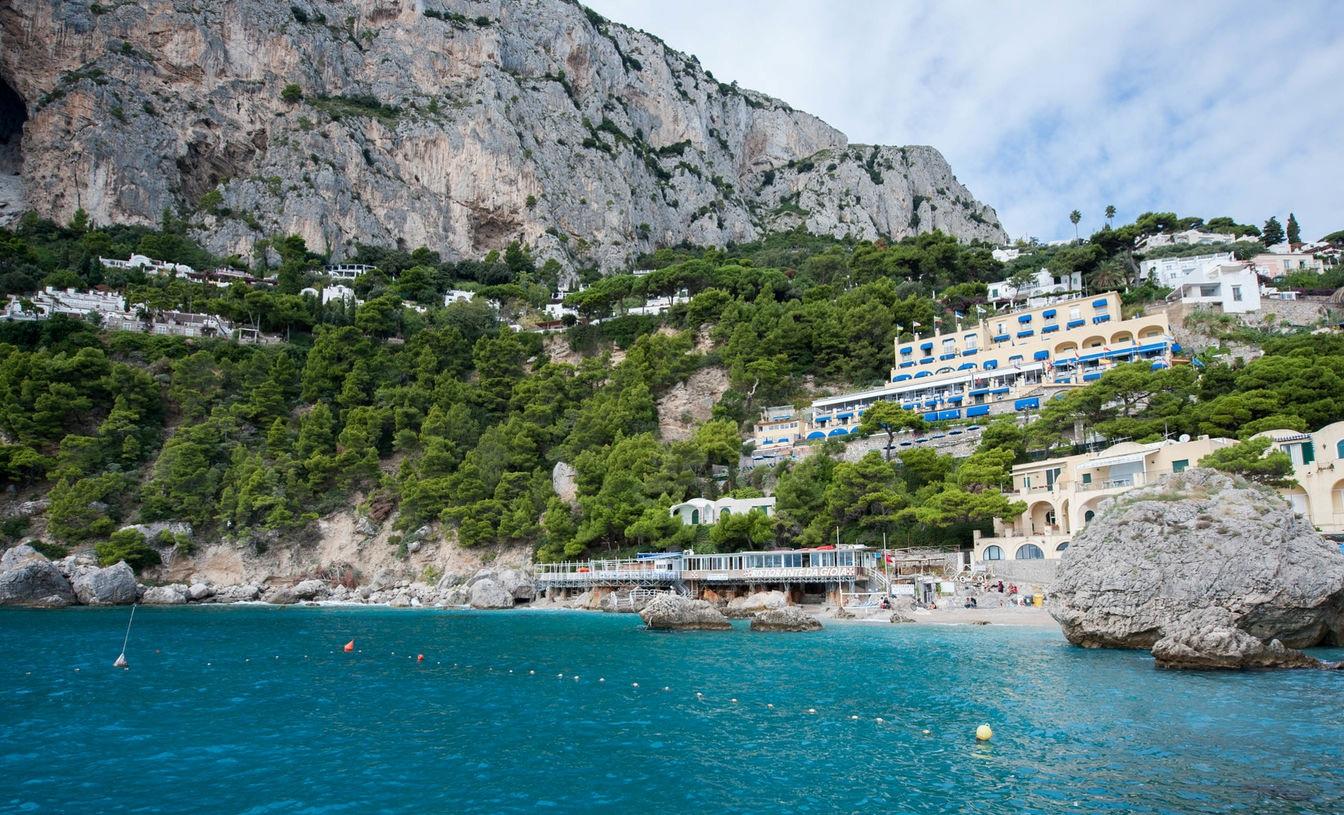 ホテル ウェーバー アンバサダー 写真