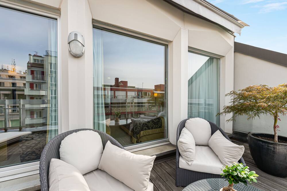 ジェイド マノテル ホテル 写真