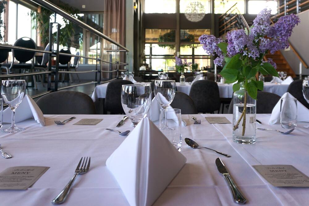 ディナーズ メルルッド 写真