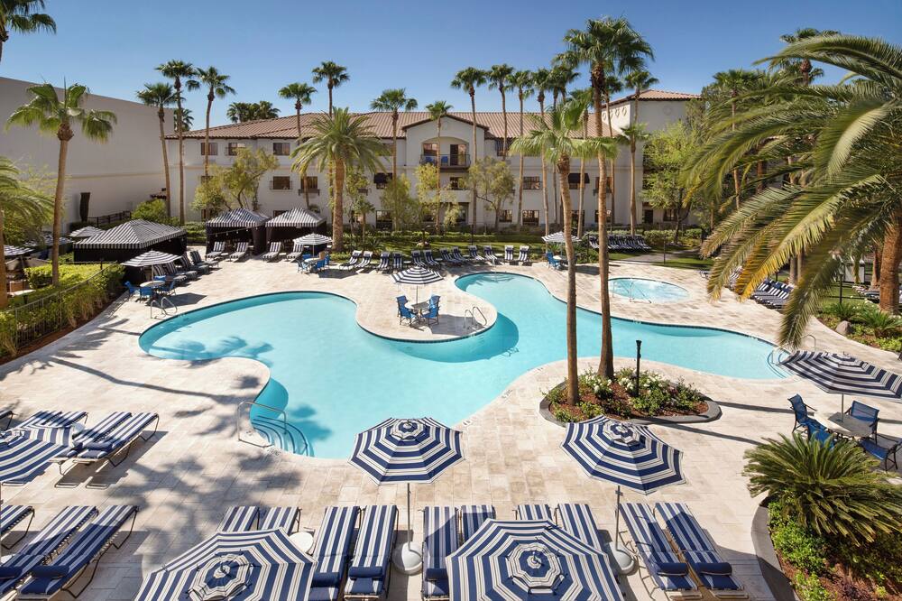 タスカニー スイーツ & カジノ ホテル 写真