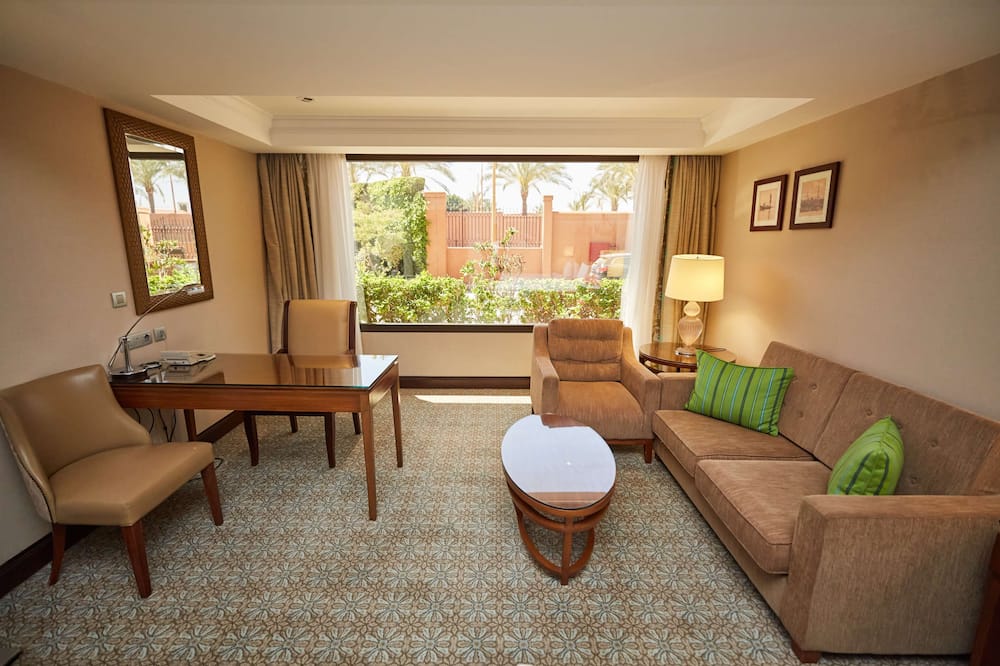 Hilton Alexandria King's Ranch 写真