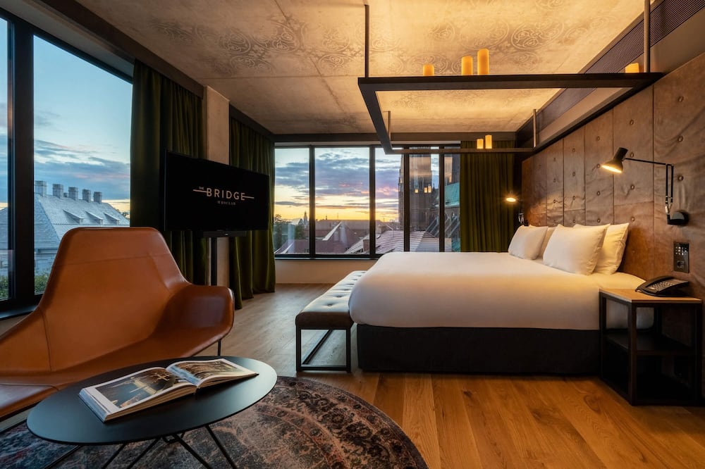 ザ ブリッジ ヴロツワフ Mギャラリー 写真