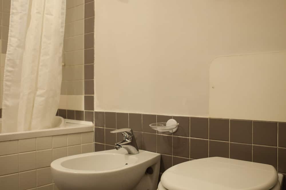 ロカンダ アイ サンティ アポストリ 写真