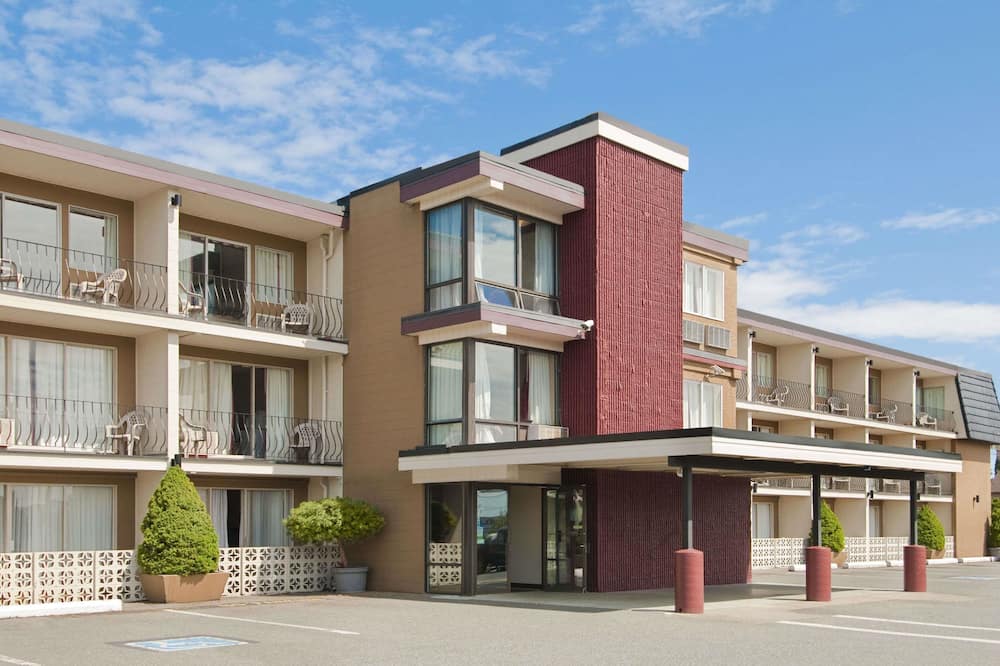 トラベロッジ バイ ウィンダム ナナイモ 写真