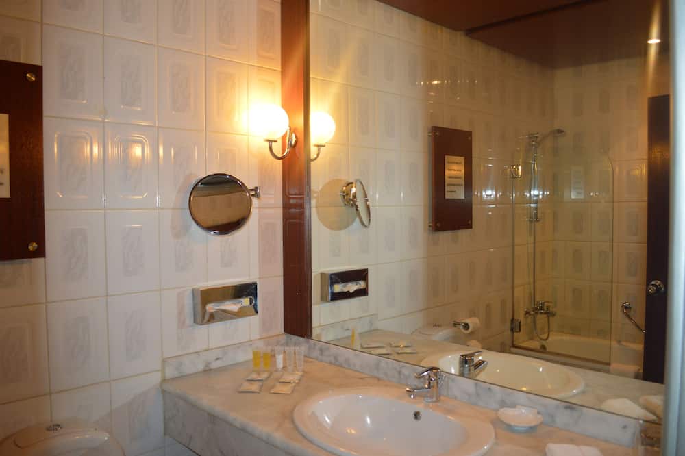 センチュリー パーク ホテル 写真