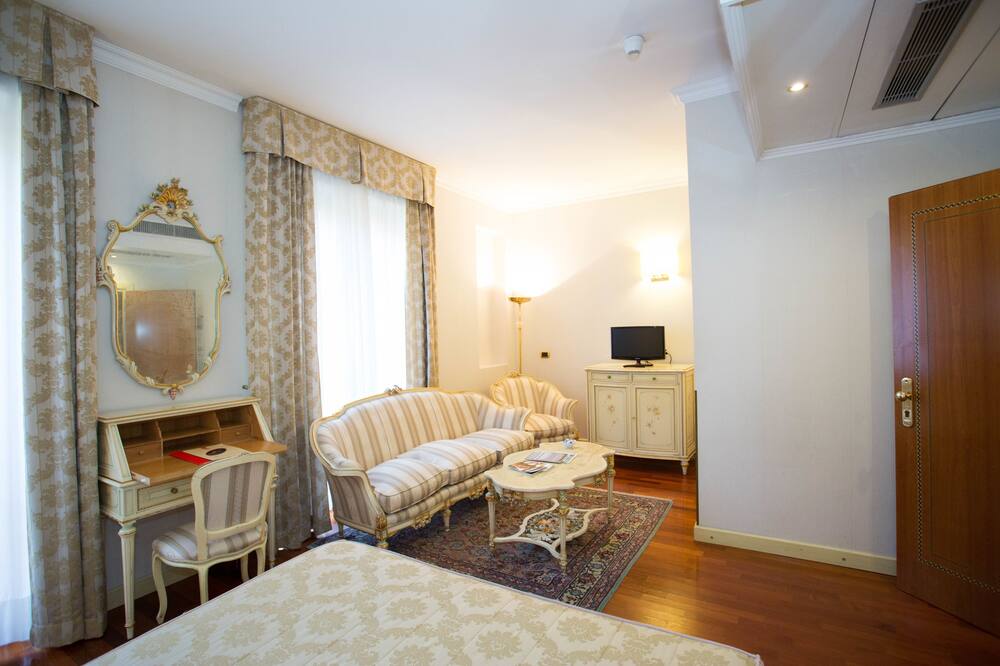 アンドレオラ セントラル ホテル 写真