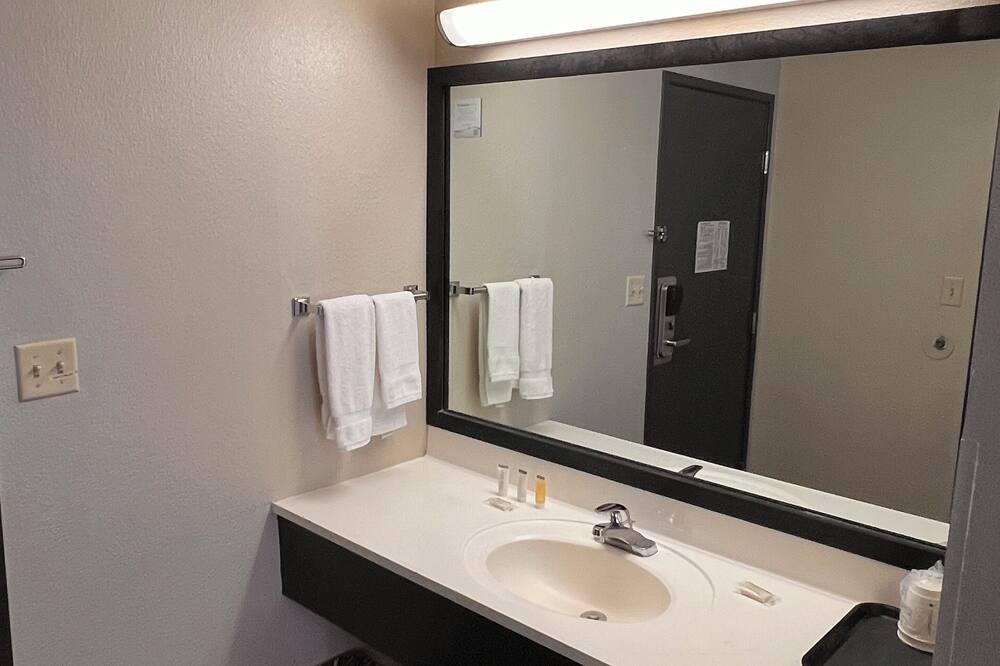 スーパー 8 バイ ウィンダム ラドクリフ フォート ノックス エリア 写真