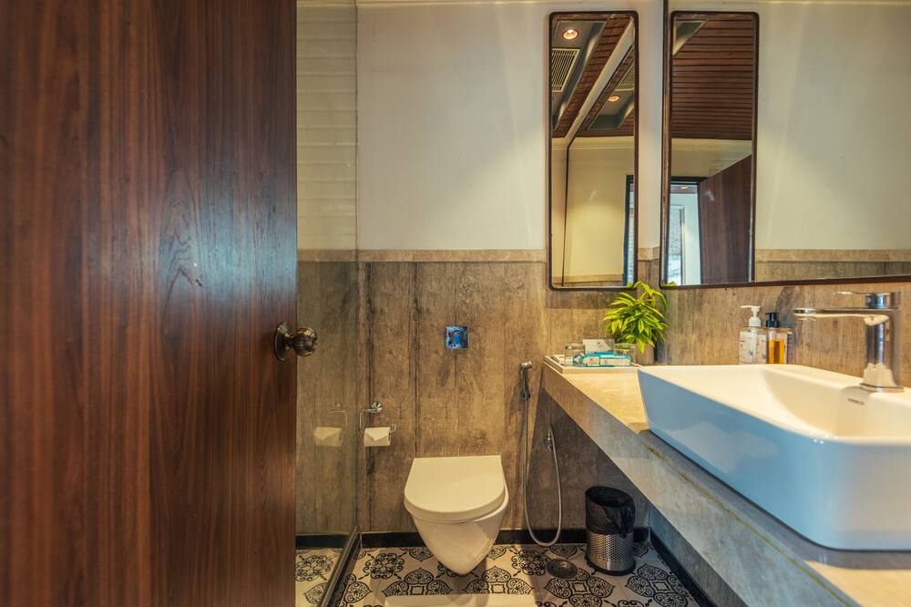 ポロ フローテル コルカタ 写真