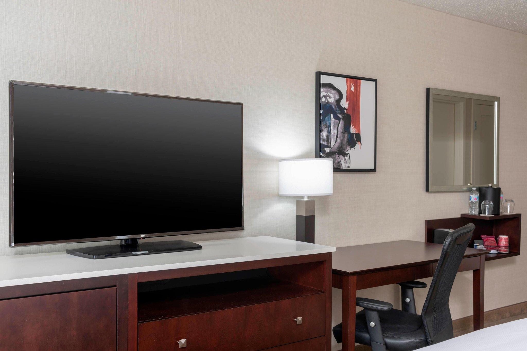 Delta Hotels Kalamazoo Conference Center 写真