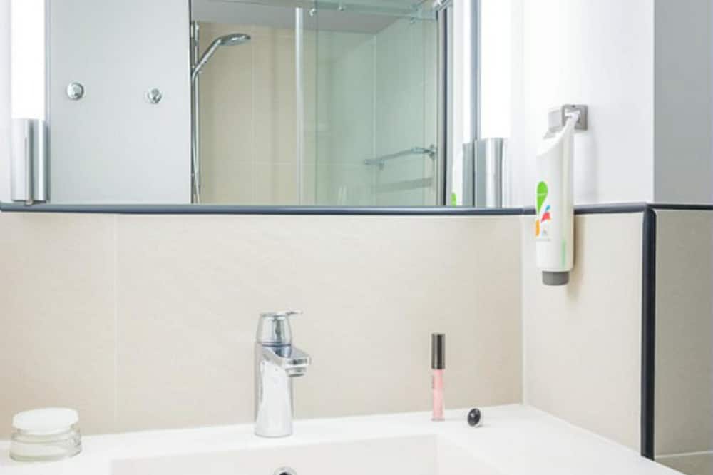 イビス スタイルズ パリ ラ デファンス クールブヴォア ホテル 写真