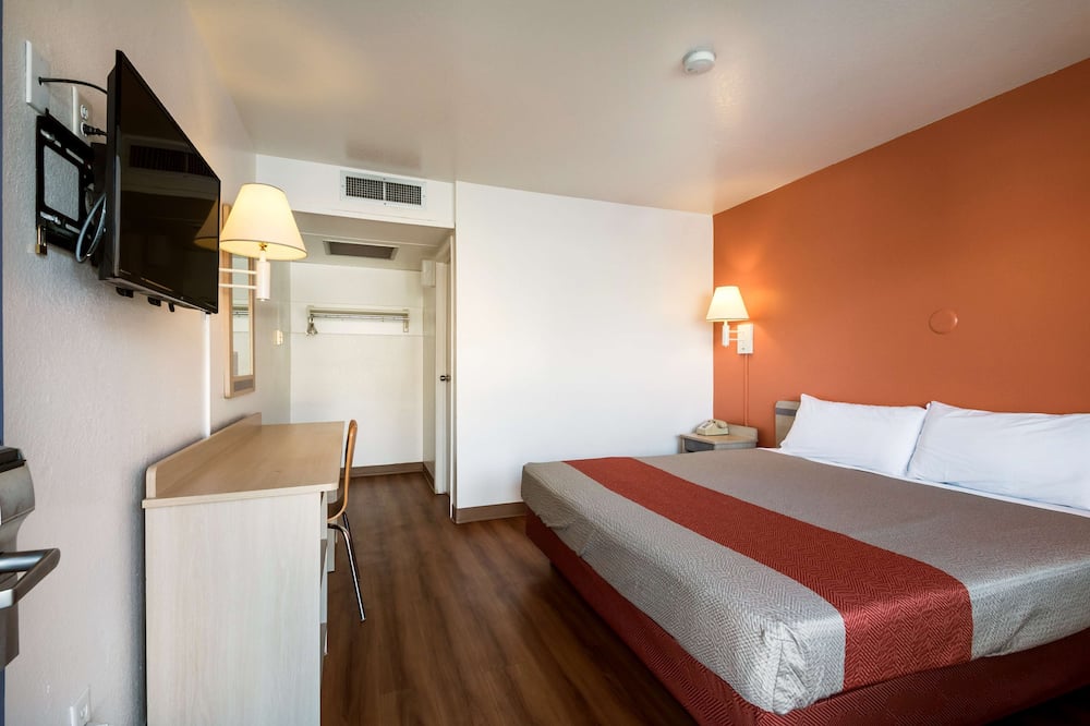 モーテル 6 ウェンドーバー ユタ 写真