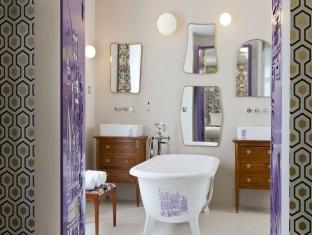 ホテル クレヨン 写真